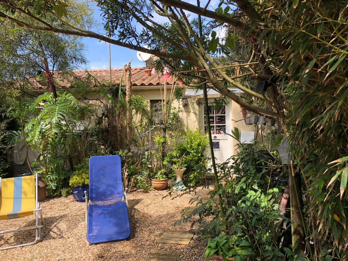L Atypique Bed and Breakfast L'Ile-d'Olonne Exteriör bild